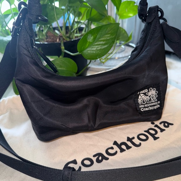 Coach Black Coachtopia Bag - Picture 1 of 5
